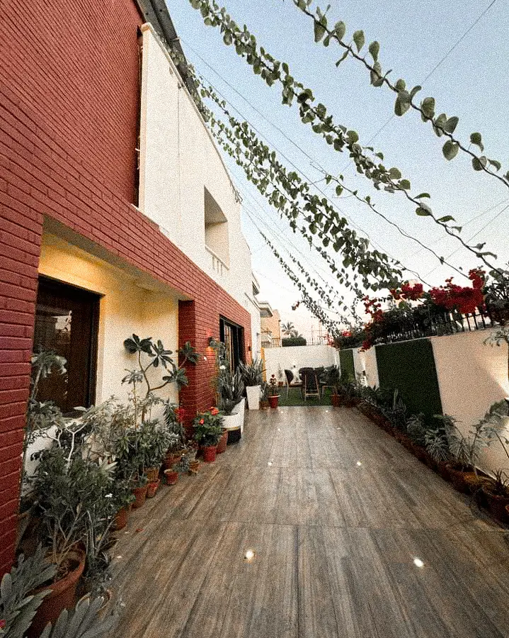 leafy dha residential walkway